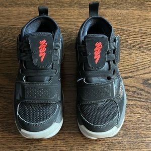 Kids Jordan’s sz 12